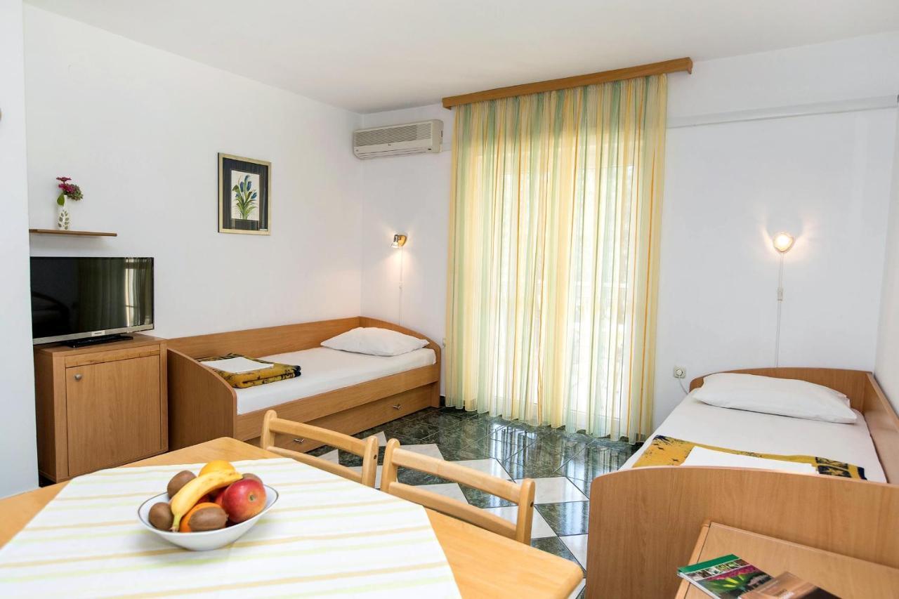Apartments With A Swimming Pool Jadranovo, Crikvenica - 5521 Extérieur photo